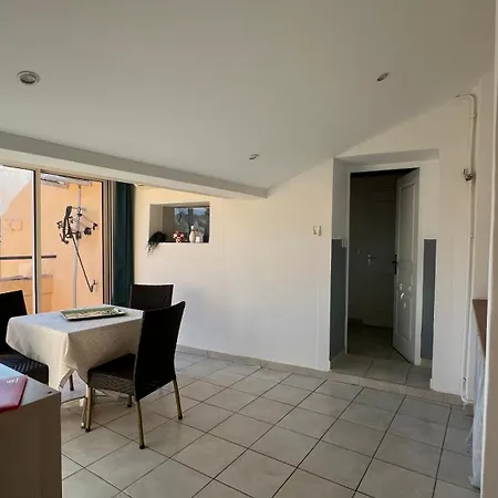 Apartment Logis Des Abeilles Sejour-tricastin *